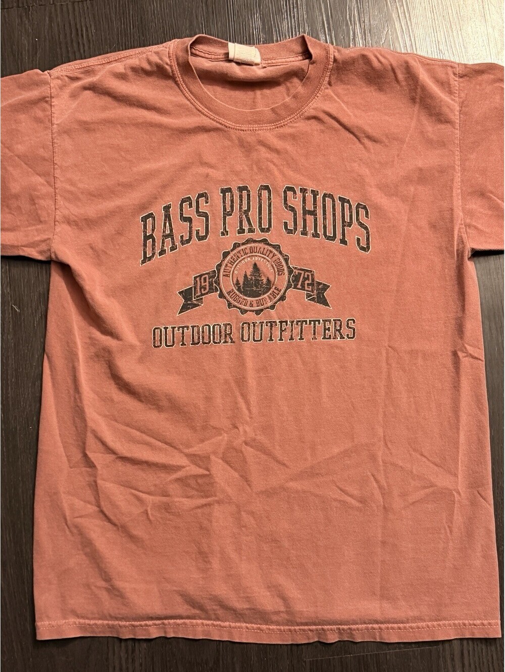 Vintage Bass Pro Shops Outdoor Outfitters T-Shirt Salmon Copper M